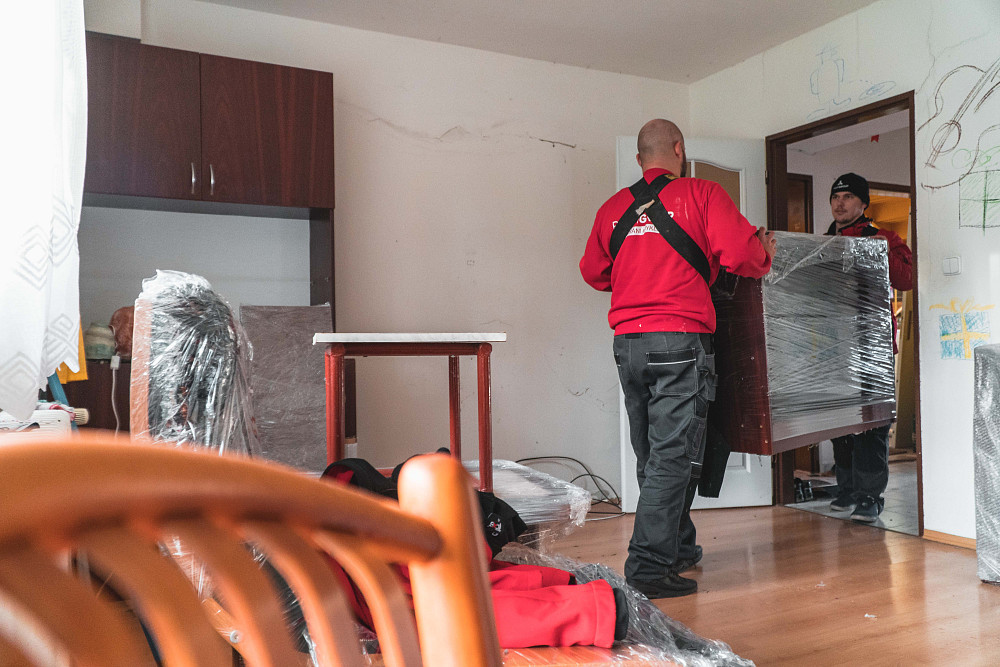 Nejlevnější stěhování Bytů Praha 15 – Horní Měcholupy